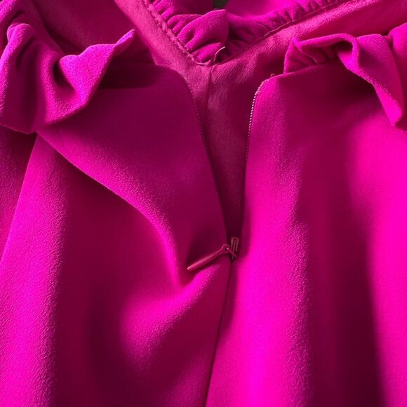 DO+BE Magenta V-Neck Ruffled Shoulder Dress Size M. - Picture 7 of 9